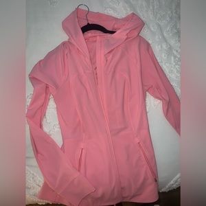 lululemon windbreaker/running jacket size 6